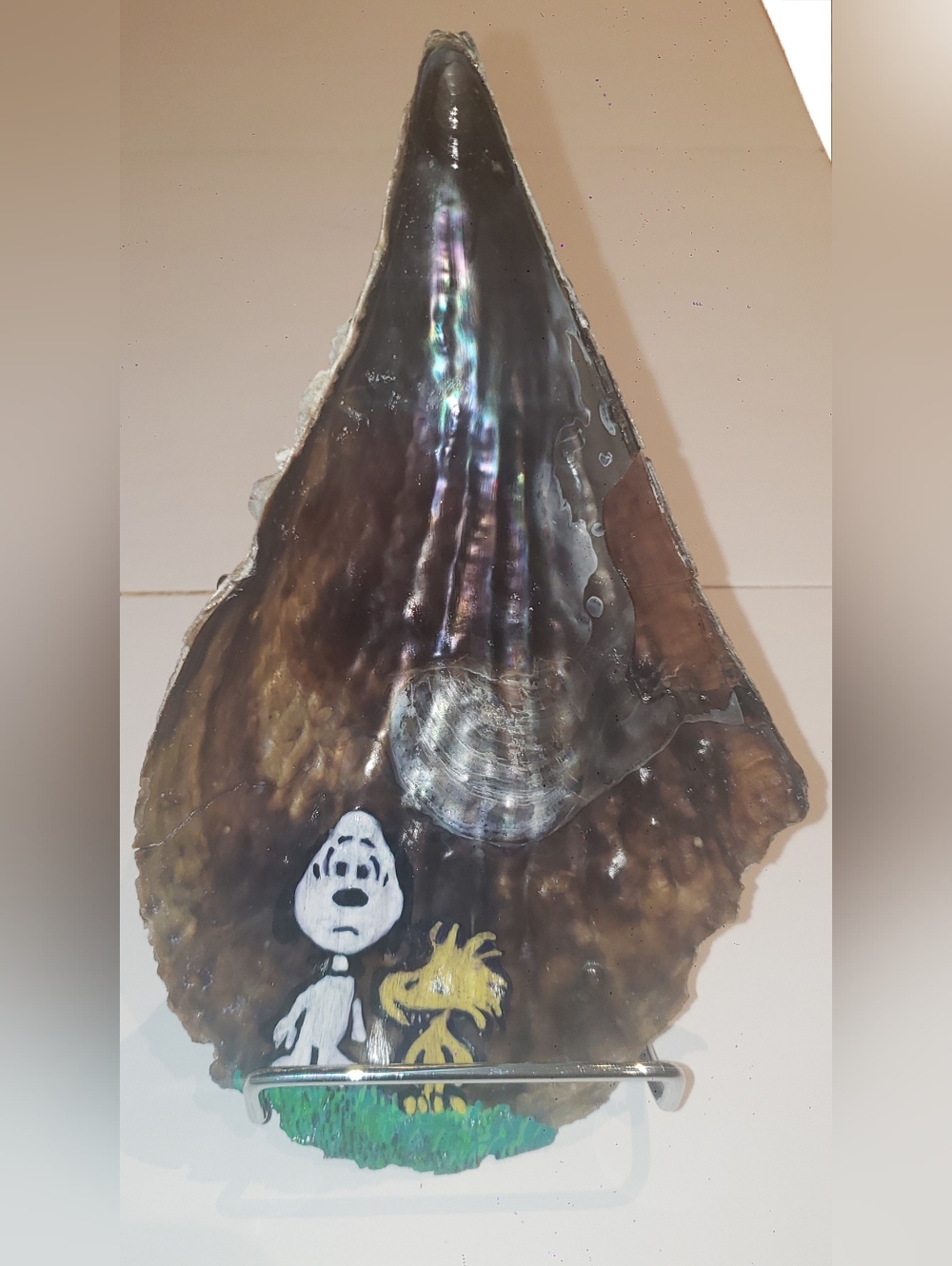 Natural Abalone Pen Shell Accent Piece with Hand-Painted Snoopy & Woodstock